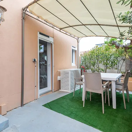 Et Toison D'or - Duplex Entierement Climatise *